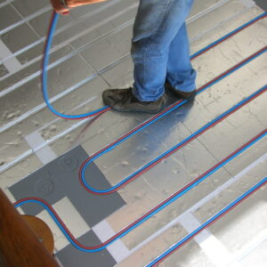 pose de plancher chauffant en rénovation